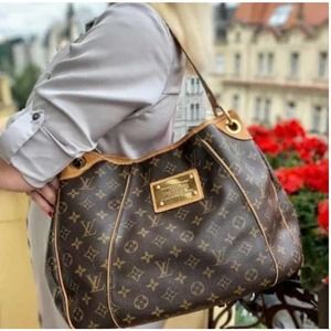 💎✨BEAUTIFUL✨💎 Authentic Louis Vuitton Monogram Galliera PM